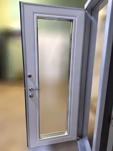 Порошковая дверь со стеклом, внутренняя сторона