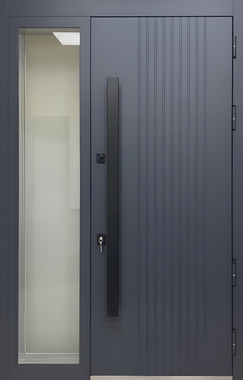 Термодверь с боковой вставкой со стеклом, длинной ручкой и отделкой серым МДФ